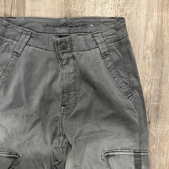 American Eagle Dreamy Drape Super High Rise Wide Leg Cargo size 0 - Picture 6 of 7